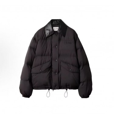 미우미우 프린트 레더 칼라 다운 점퍼  블랙   (X공장)