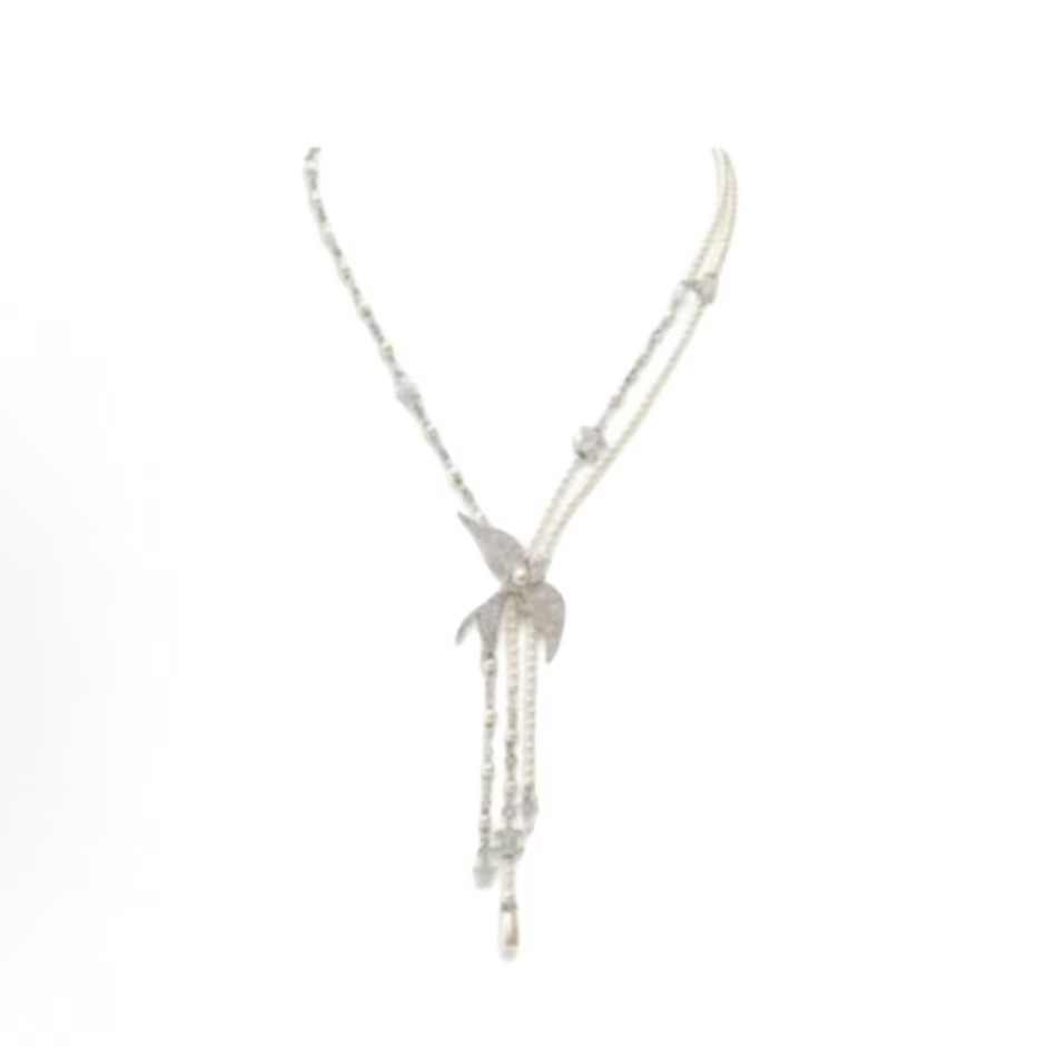 샤넬 25S 봄여름 플라잉버드 디자인 글라스 진주 목걸이 남여공용 실버