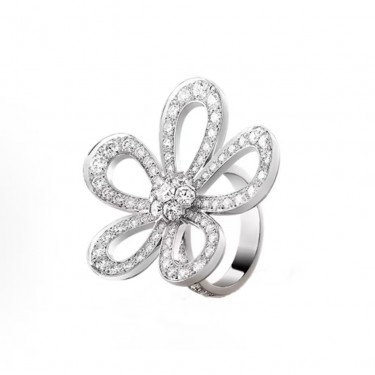 반클리프 아펠 플라워레이스 플라워 디자인 18K 화이트골드 다이아몬드 반지 여성