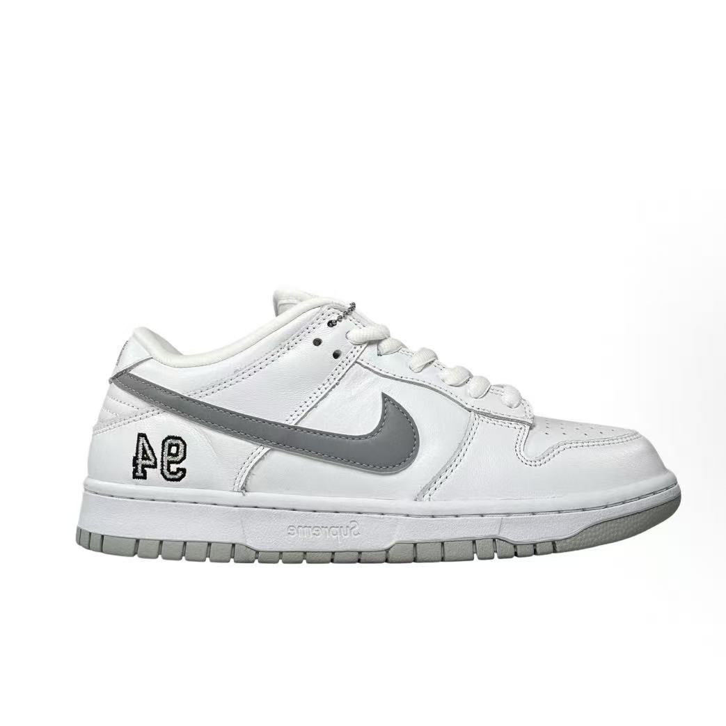 나이키 x 슈프림 덩크 SB 로우 화이트 로우탑 스니커즈 (CY공장)