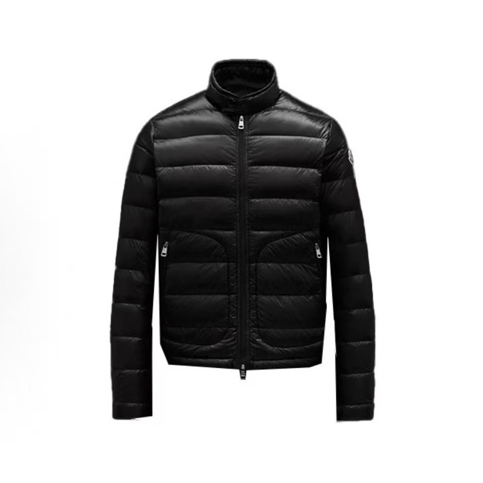 몽클레어 Acorus 컬렉션경량 포켓 구스다운 베이직 숏 기장 집업 하이넥 슬림핏 패딩 블랙 (지이공장)