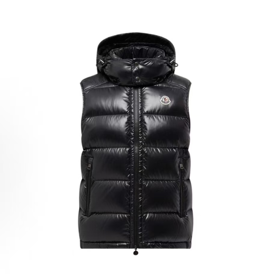 몽클레어 보르메스 스키 시즌 로고 패치 후드 집업 숏 다운 베스트 (지이공장)