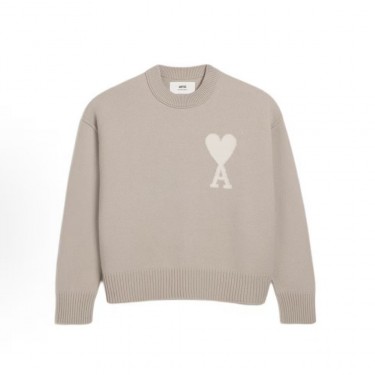 아미파리 SS24 라운드넥 하트 자수 메리노울 캐주얼 니트 스웨터 베이지 (탑아미공장)
