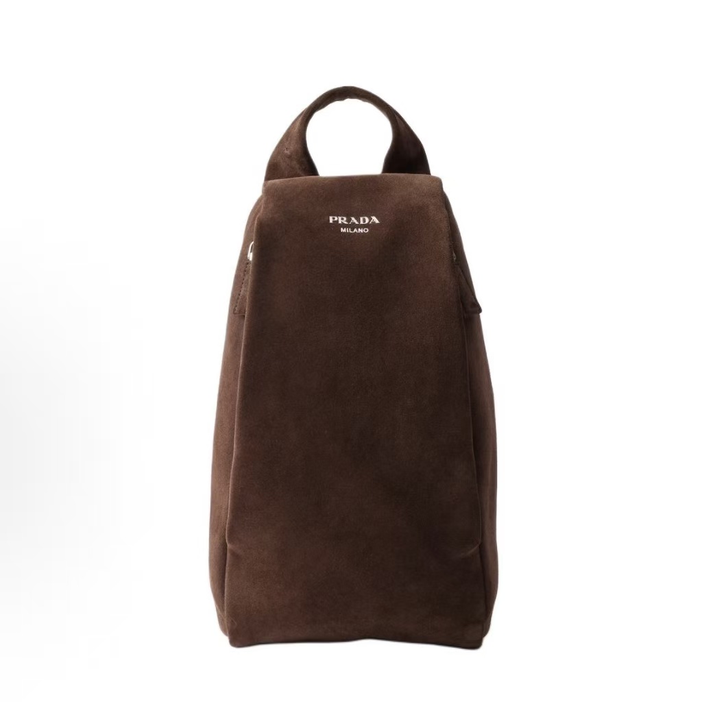 프라다 소가죽 로고 지퍼 남성 벨트백 2VZ114