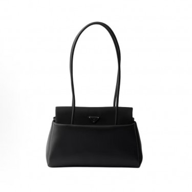 프라다 패시지 에나멜 삼각 로고 카프스킨 숄더백 미디엄 1BA495