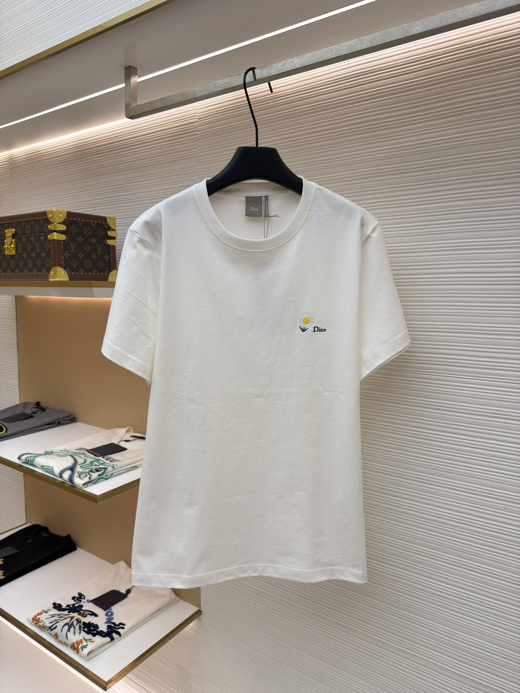 디올 데이지 프린트 라운드넥 반팔 티셔츠 (X공장)