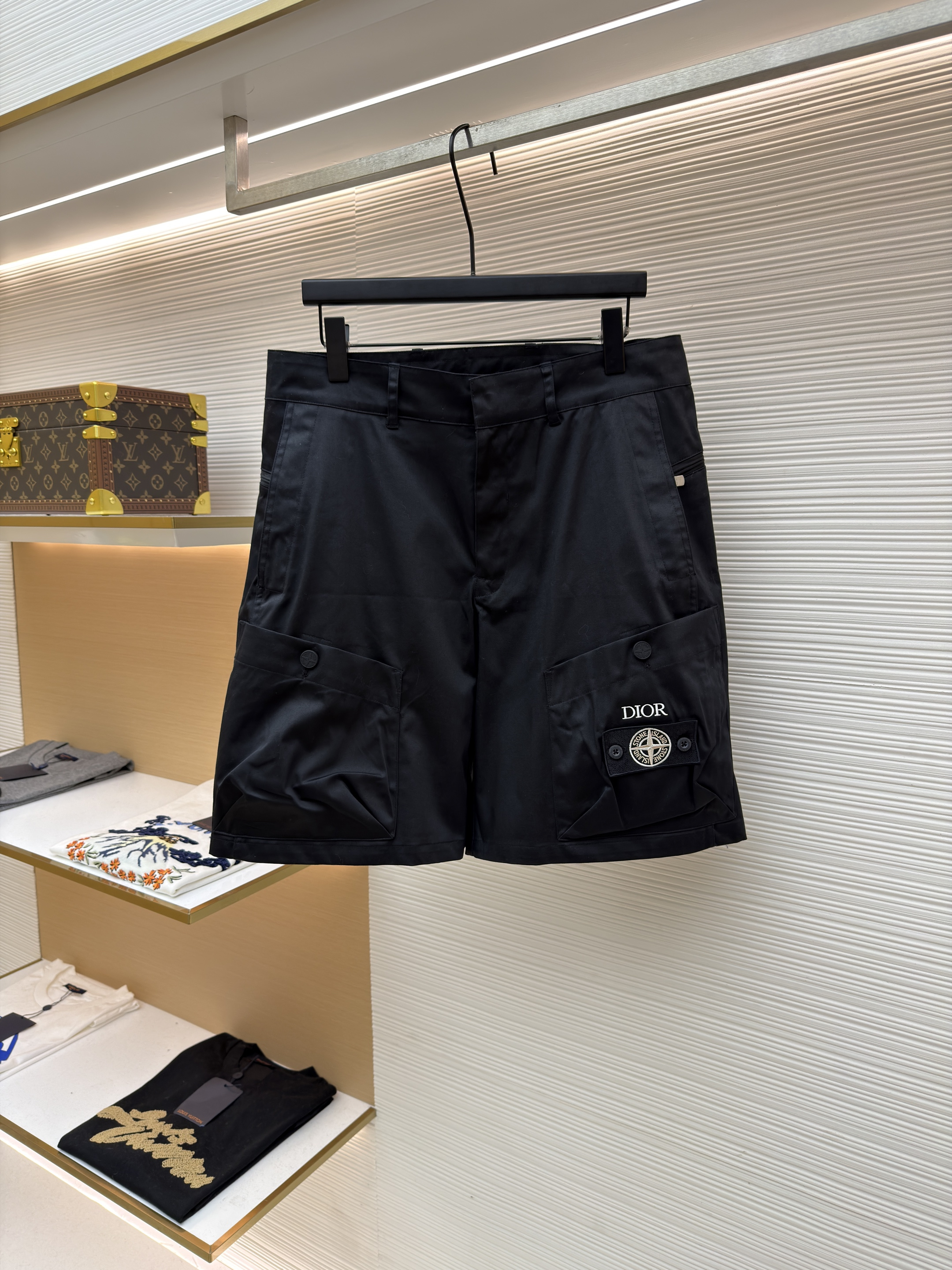 디올 스톤아일랜드 콜라보 쇼츠 반바지 (X공장)