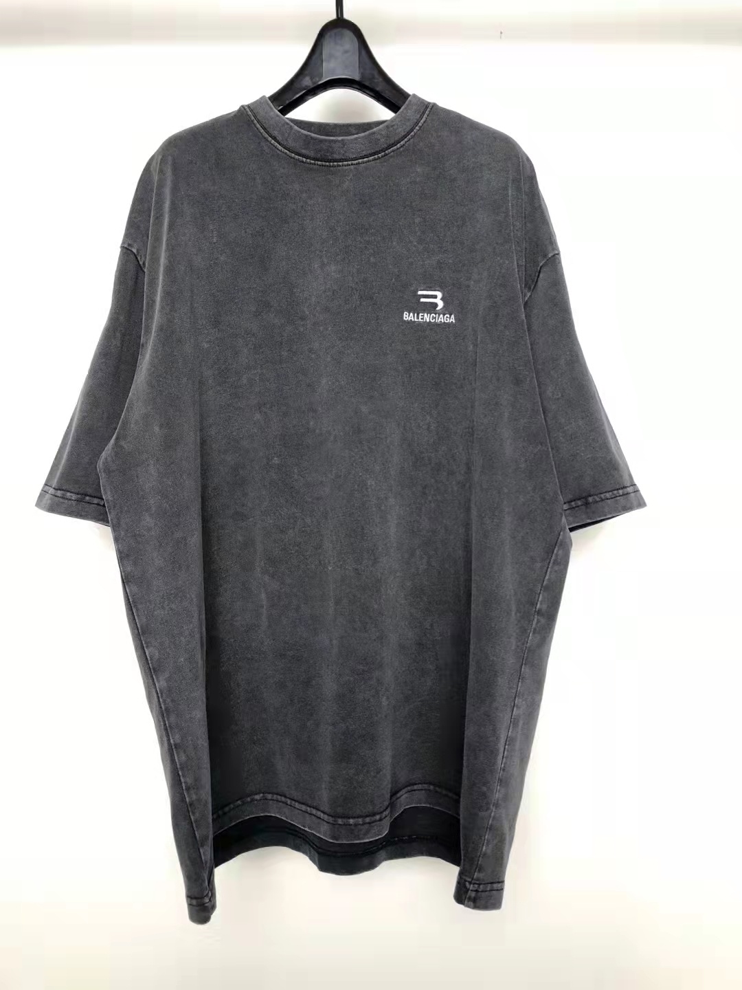 발렌시아가 스포티 B 그래픽 반팔 티셔츠