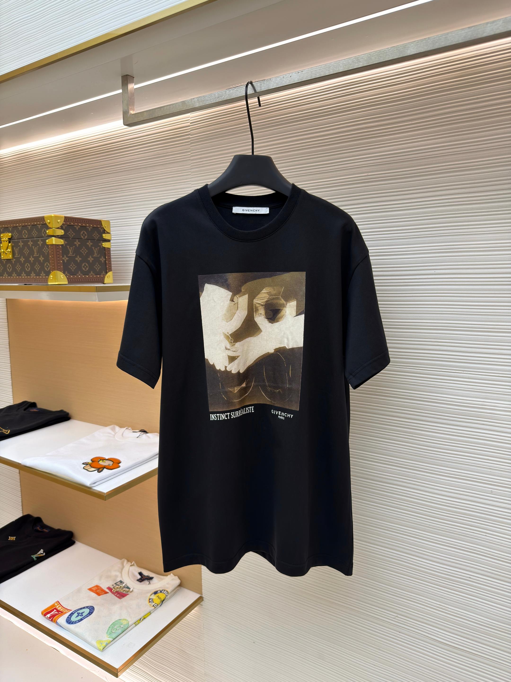 지방시 Givenchy 아트 프린팅 자수 티셔츠