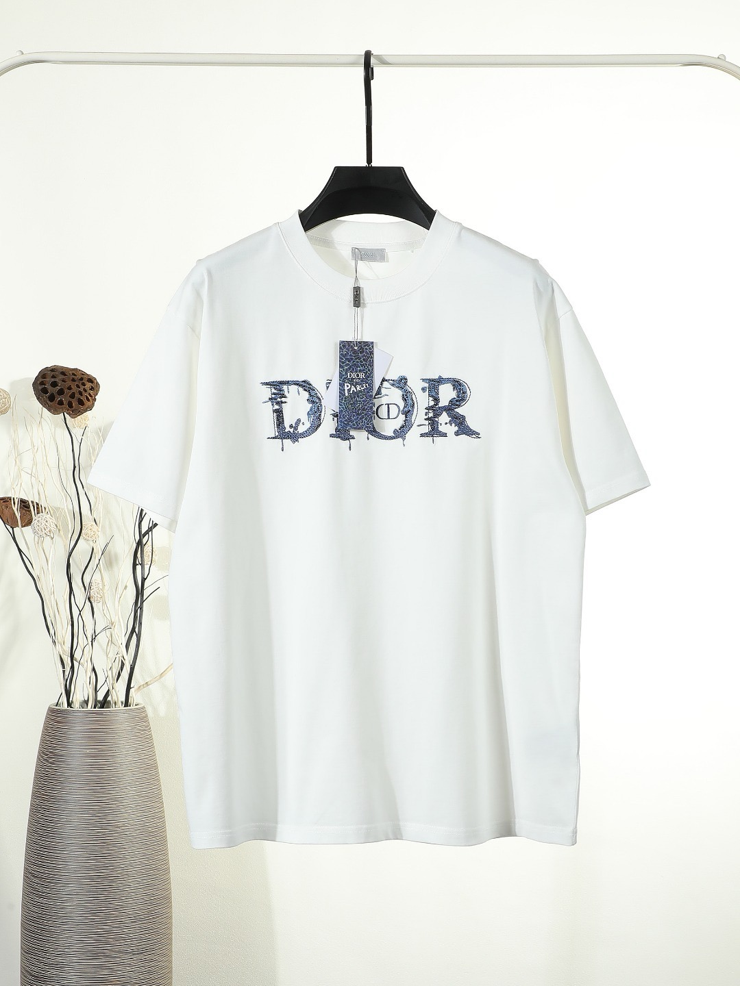디올 Dior 26SS 공식 홈페이지 스타일 클래식 영구 컬렉션 콜라보 반팔 티셔츠 (남녀공용)