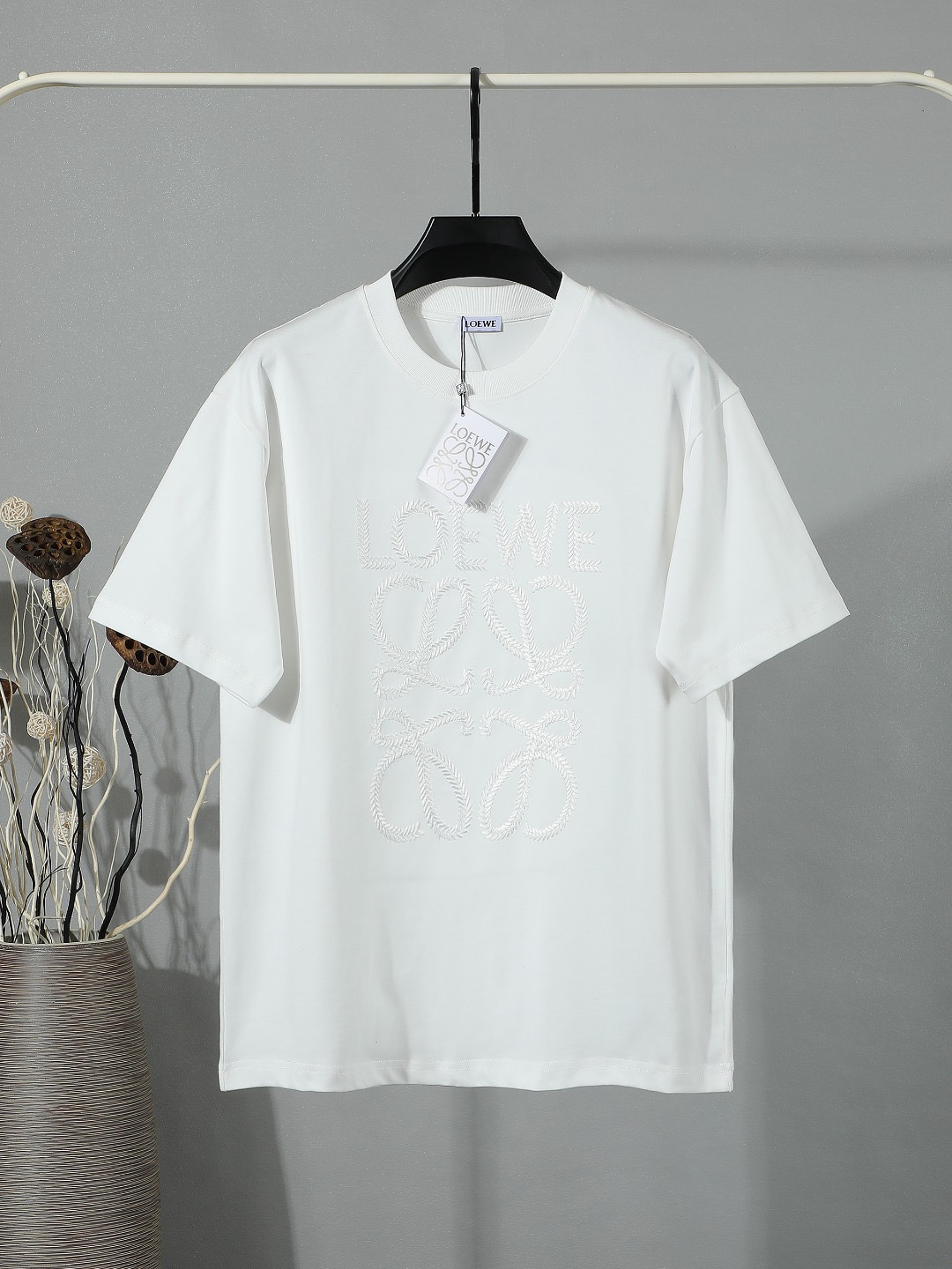 로에베 Loewe 26SS 최신 최고급 자수 반팔 티셔츠